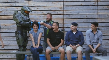 A Halo producereinek jeges vödör kihívása