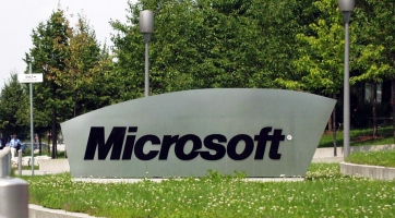A Microsoft megvéd minket a kormány kémkedésétől