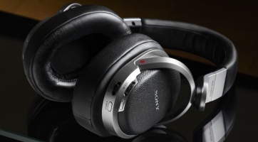 A Sony műhelyéből érkezik az első 9.1-es vezeték nélküli füles