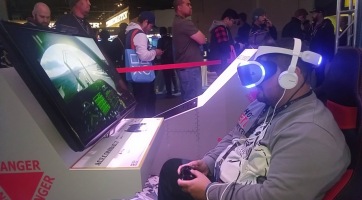 Ace Combat 7: nézd meg a dagit, aki bepréselte magát egy vadászgépbe!