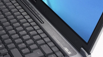 Asustek: egymillió laptop orosz iskolákba