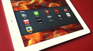 Az orvos szerint "iPad vállat" okoz az új Apple tablet