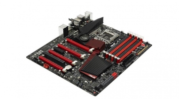 Az Asus bemutatta új Rampage III Extreme alaplapját
