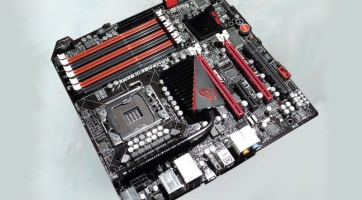 Az Asus bemutatta új RoG Rampage III Gene alaplapját