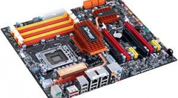Az ECS is bemutatta X58-as alaplapját