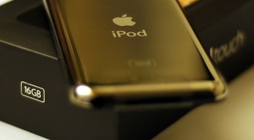 Az iPod Touchot is feltörték
