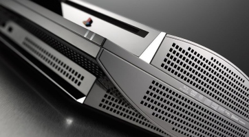 Az ünnepek előtt érkező új PlayStation3 modell a világ meghódítására készül