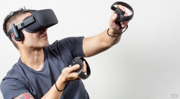 Bemutatták az Oculus Rift végleges változatát: 2016 elején jön, Xbox One kontrollerrel