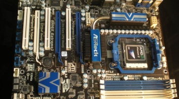 CeBIT 2010: Két új AMD 890GX-es alaplap az ASRock-tól