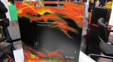 CeBIT 2010: Megújult a Thermaltake Level 10 számítógépház