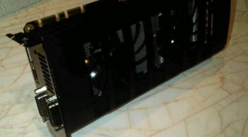 CES 2011: Egyedi tervezésű GeForce GTX 570 az EVGA kínálatában