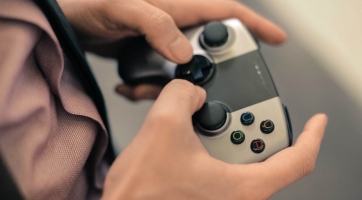 Csúszik az Ouya megjelenése