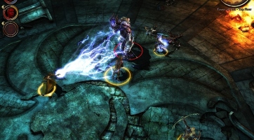 Dragon Age: Origins: Csak a PC-s verzió rendelkezik top-down kameranézettel