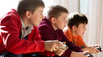 Egy felmérés szerint a magyar gyerekek háromnegyede videojátékozik