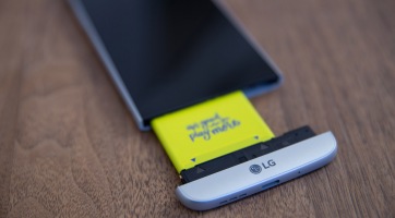 Egy gyengébb G5 is érkezik az LG-től