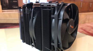Érkezik a Dark Rock 4, a CPU hűtők sötét lovagja
