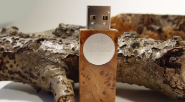 Faborítású USB-stickek