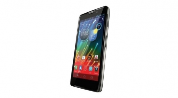 Három újabb RAZR modellel bővült a Motorola kínálata
