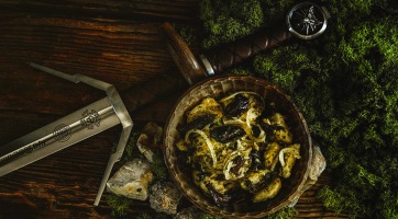 Hihetetlen, de igazi szakácskönyv készül a The Witcher alapján