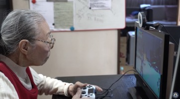 Hivatalosan is a világ legidősebb gamere lett a 90 éves japán nagymama