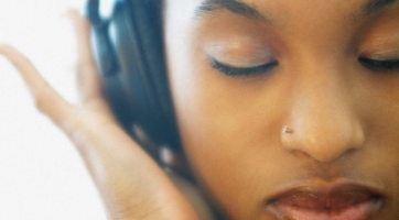 Ingyen kínálná letöltésre az mp3-akat a Yahoo?