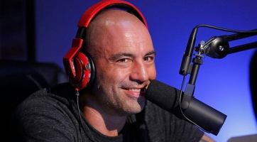 Joe Rogan szerint a videojátékkal az emberek csak az idejüket pocsékolják