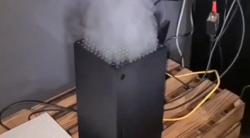Kamu a videó, amin gőzerővel füstölög az Xbox Series X