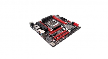 Készül az Asus új Rampage IV Gene alaplapja