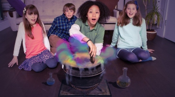 Két magyar nyelvű játékkal is bővül a Wonderbook