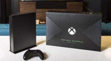 Kicsomagolták az Xbox One X-et