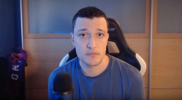Kitiltottak egy profi FIFA 20 játékost, mert ráköpött az EA logójára