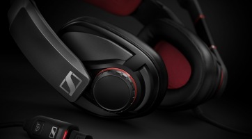 Középkategóriás gamer headsettel bővít a Sennheiser