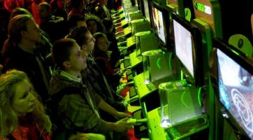 Ma délután negyedszerre is megnyitja kapuit a Budapest Game Show!