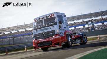 Már kamionnal is száguldozhatunk a Forza 6-ban
