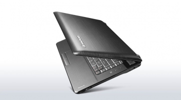 Már rendelhető a Lenovo új IdeaPad Y560p notebookja