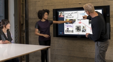 Megérkeztek a Microsoft Surface Hub első specifikációi