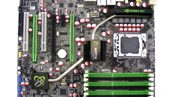 Megjelent az XFX új alaplapja, az MB-X58i-CH19