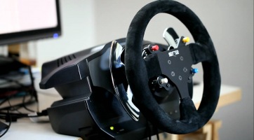 Nagy múltú márkával lépett partnerségre a Thrustmaster