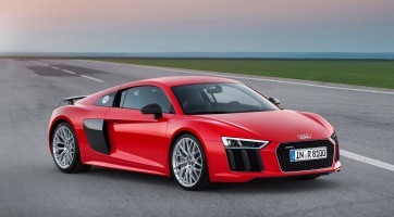 Nem száguldozik és brümmög, de mozgásban is bemutatkozott az Xbox One S Audi R8 Edition