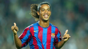 Nem vicc: Ronaldinho saját esport csapatot indít!
