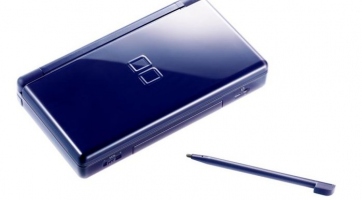 Nintendo DS: Még idén érkezhet a harmadik, ráncfelvarrott verzió?