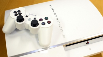 November 1-jén jön a fehér PlayStation 3