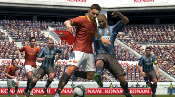 Októberre datálódott a PES 2011