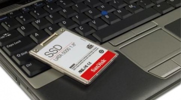 Önkímélő flash merevlemez a Hitachitól