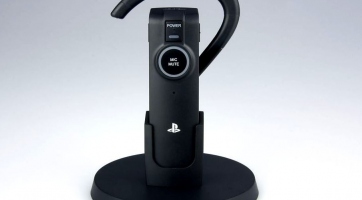PlayStation 3 Bluetooth headset: Szintén októberben