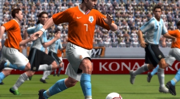 Pro Evolution Soccer 2009: Októberben érkezik