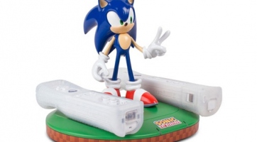 Sonic-kal díszített Wiimote töltőt dobott piacra a Mad Catz