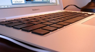 Sült alma Macbook módra - Gondok az új noteszgép hűtésével