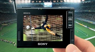 Tenyérnyi méretű Sony Bravia TV
