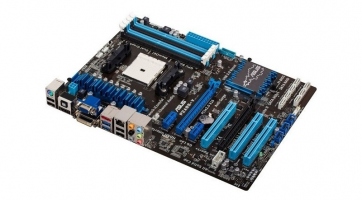 Új FM2-es alaplappal bővült az Asus kínálata